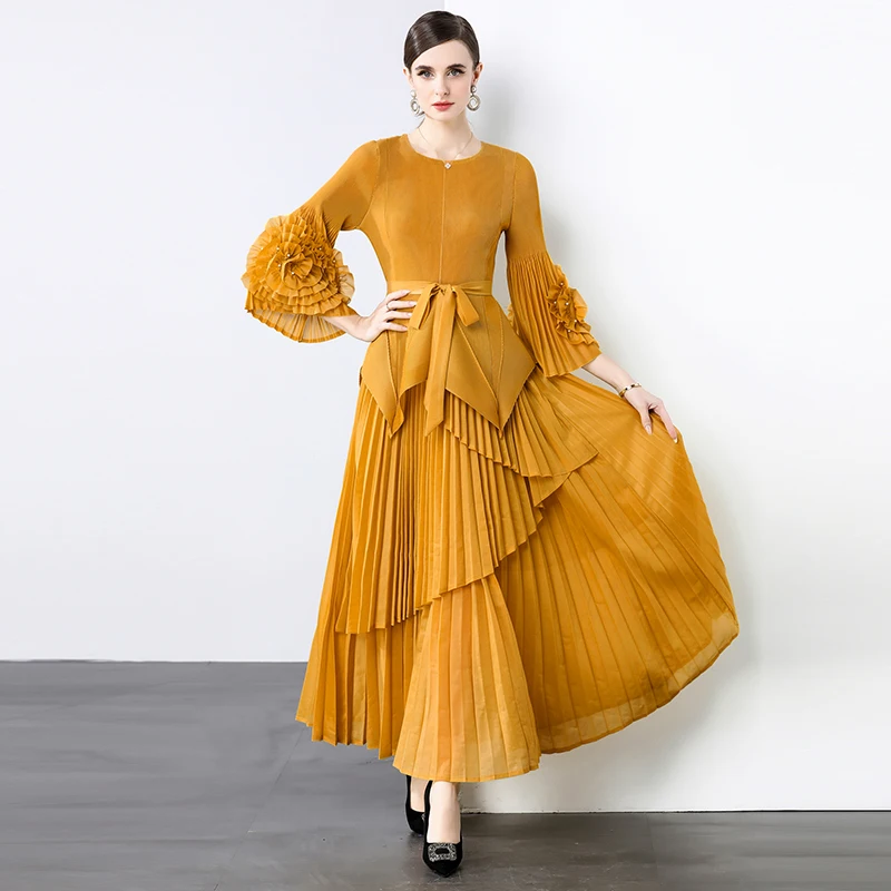 Miyake Spring Women's Clothing French Light Luxury Temperament Elegant Pleated Clothes Two-piece Set Irregular Skirt 2025
Miyake Spring Women's Clothing French Light Luxury Temperament Elegant Pleated Clothes Two-piece Set Irregular Skirt 2025