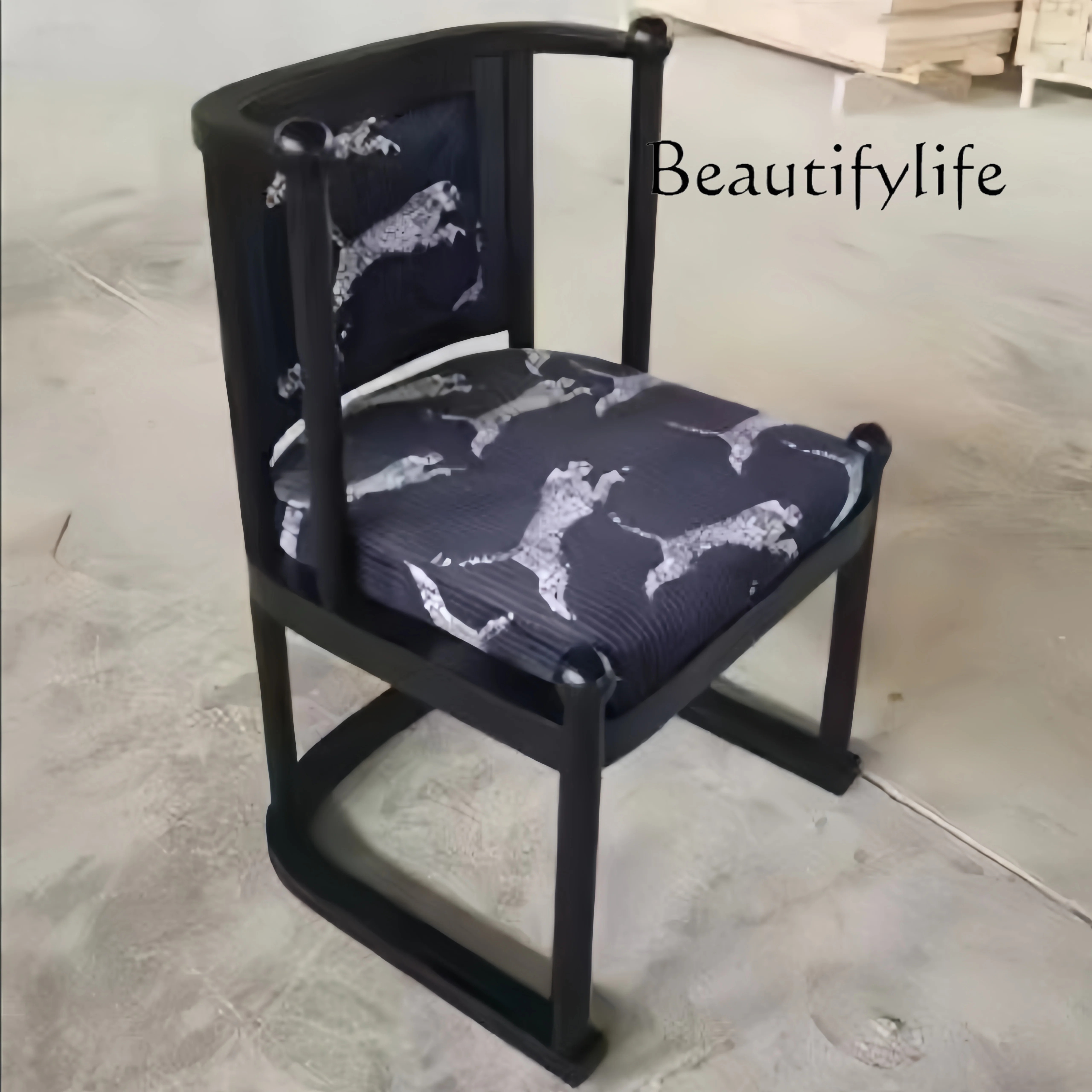 Medieval solid wood dining chair home backrest homestay rope weaving designer style high-end casual and comfortable
Medieval solid wood dining chair home backrest homestay rope weaving designer style high-end casual and comfortable