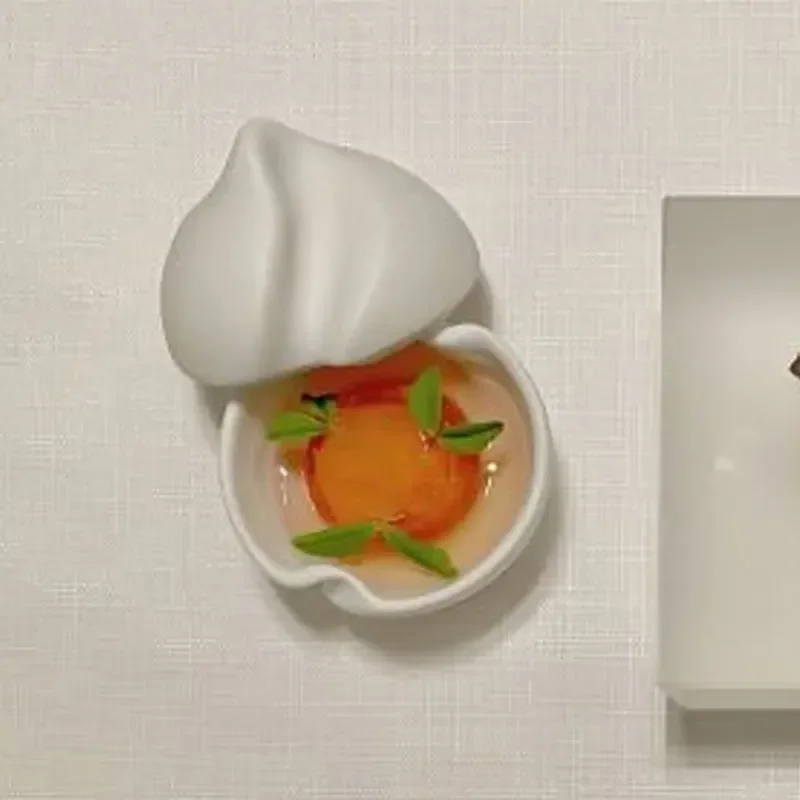 Creative Ceramic Tableware Spray White Belt Cover Peach-shaped Delicacy Dish Side Dish Bowl Caviar Cup Dessert Small Bowl
Creative Ceramic Tableware Spray White Belt Cover Peach-shaped Delicacy Dish Side Dish Bowl Caviar Cup Dessert Small Bowl
