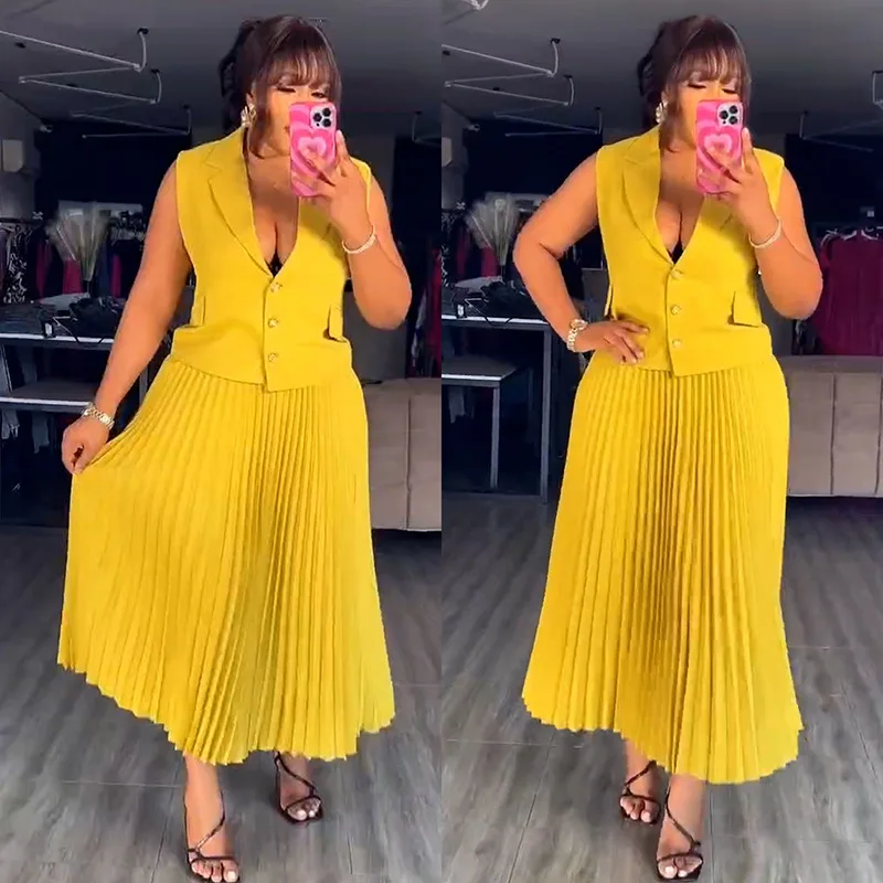 2 Piece African Clothes for Women Summer Elegant African Sleeveless V-neck Polyester Top Pleat Skirts Dashiki African Clothes
2 Piece African Clothes for Women Summer Elegant African Sleeveless V-neck Polyester Top Pleat Skirts Dashiki African Clothes