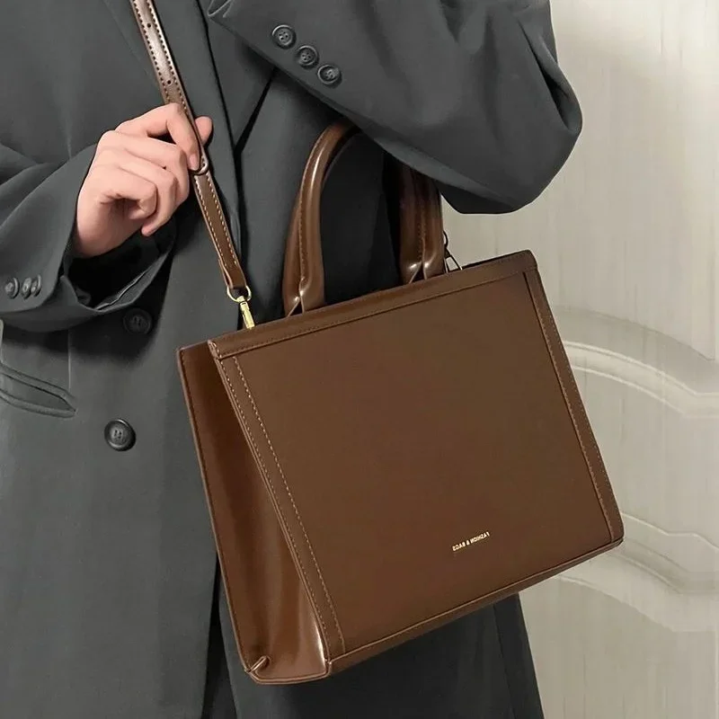 Large Capacity Handbags for Women Vintage Messenger Bag Ladies Business Tote Shoulder Bag Pu Leather Female Bag Purse
Large Capacity Handbags for Women Vintage Messenger Bag Ladies Business Tote Shoulder Bag Pu Leather Female Bag Purse