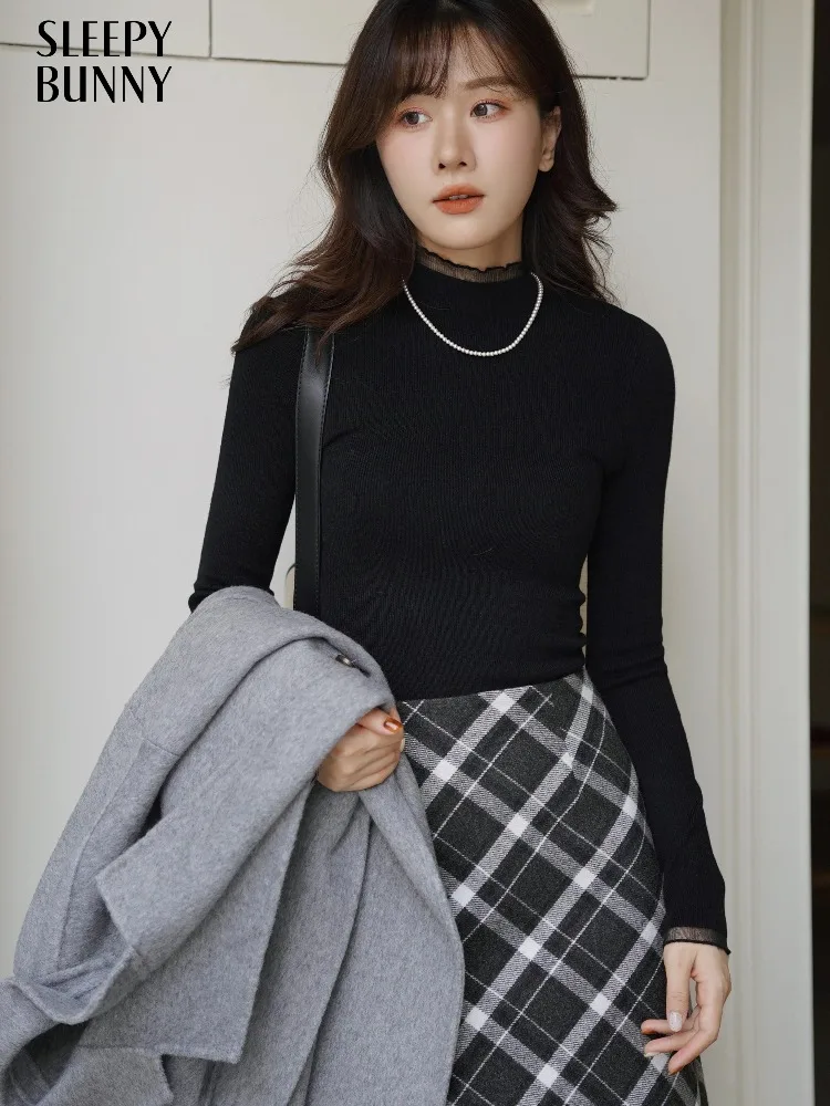 Elegant Ruffled Trim Knit Top Women Slim Long Sleeve Pullover Sheer Mesh Edge Design Winter Base Layer Sweater Daily Office Look
Elegant Ruffled Trim Knit Top Women Slim Long Sleeve Pullover Sheer Mesh Edge Design Winter Base Layer Sweater Daily Office Look