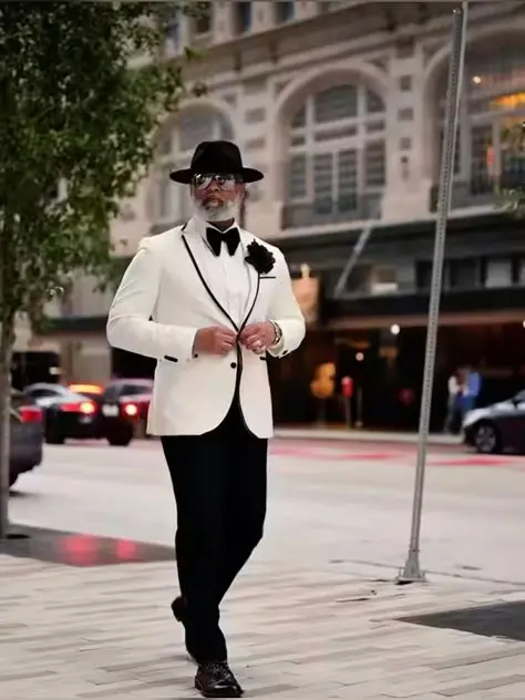 White Black Men Suits Set 2 Pcs Blazer+Cotton Pants Trousers Wedding Tuxedo Formal Office Business Double Braested Jacket Coat
White Black Men Suits Set 2 Pcs Blazer+Cotton Pants Trousers Wedding Tuxedo Formal Office Business Double Braested Jacket Coat