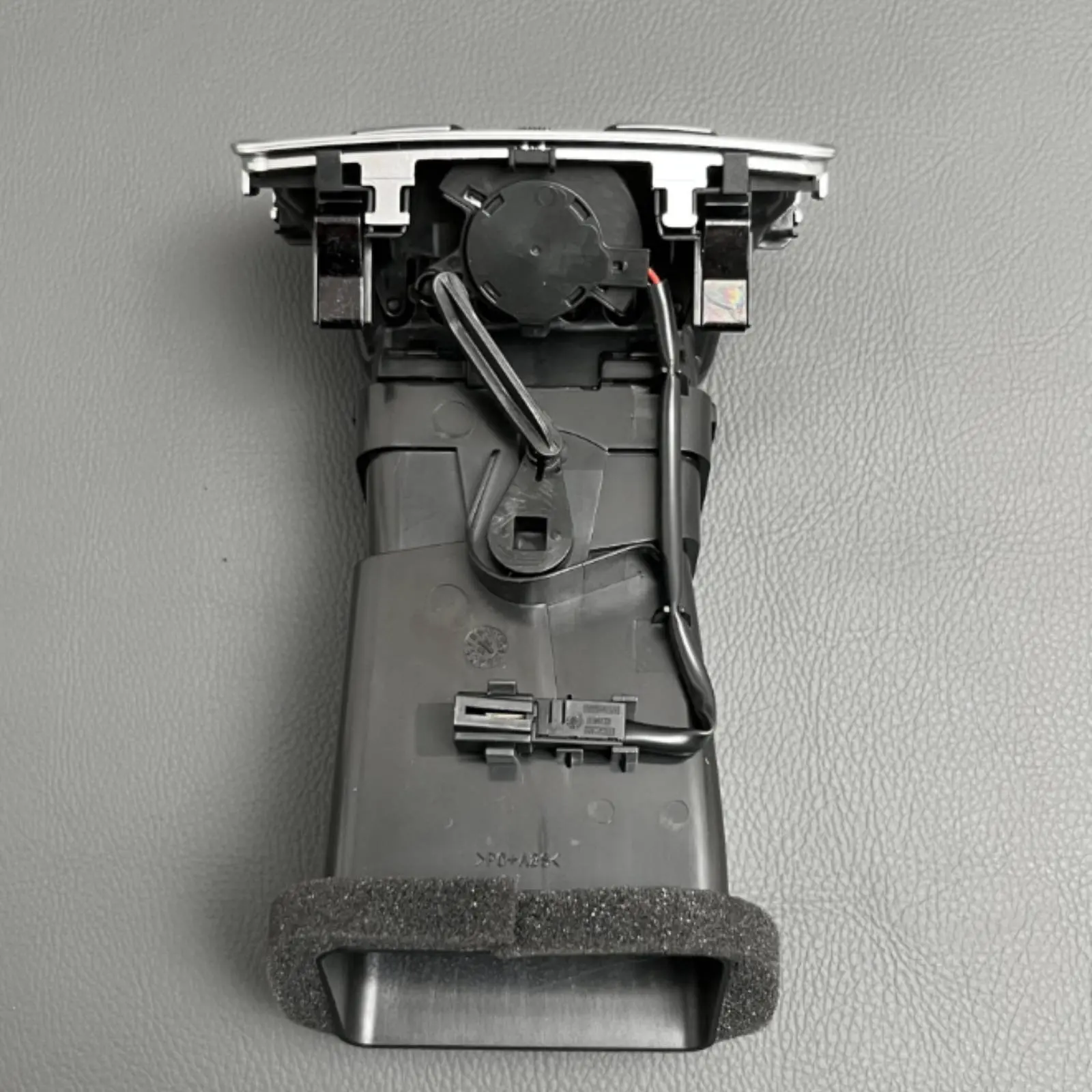 Rear Air Conditioning Vent Assembly Replacement Part Rear Air Vent
Rear Air Conditioning Vent Assembly Replacement Part Rear Air Vent