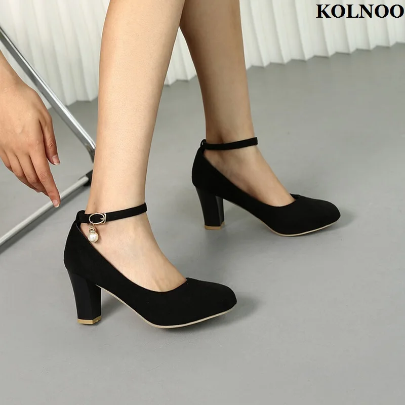 Kolnoo Simple Style Ladies Chunky Heel Pumps Ankle Strap Pearl Large Size 35-47 Daily Wear Summer Evening Fashion Hot Sale Shoes
Kolnoo Simple Style Ladies Chunky Heel Pumps Ankle Strap Pearl Large Size 35-47 Daily Wear Summer Evening Fashion Hot Sale Shoes
