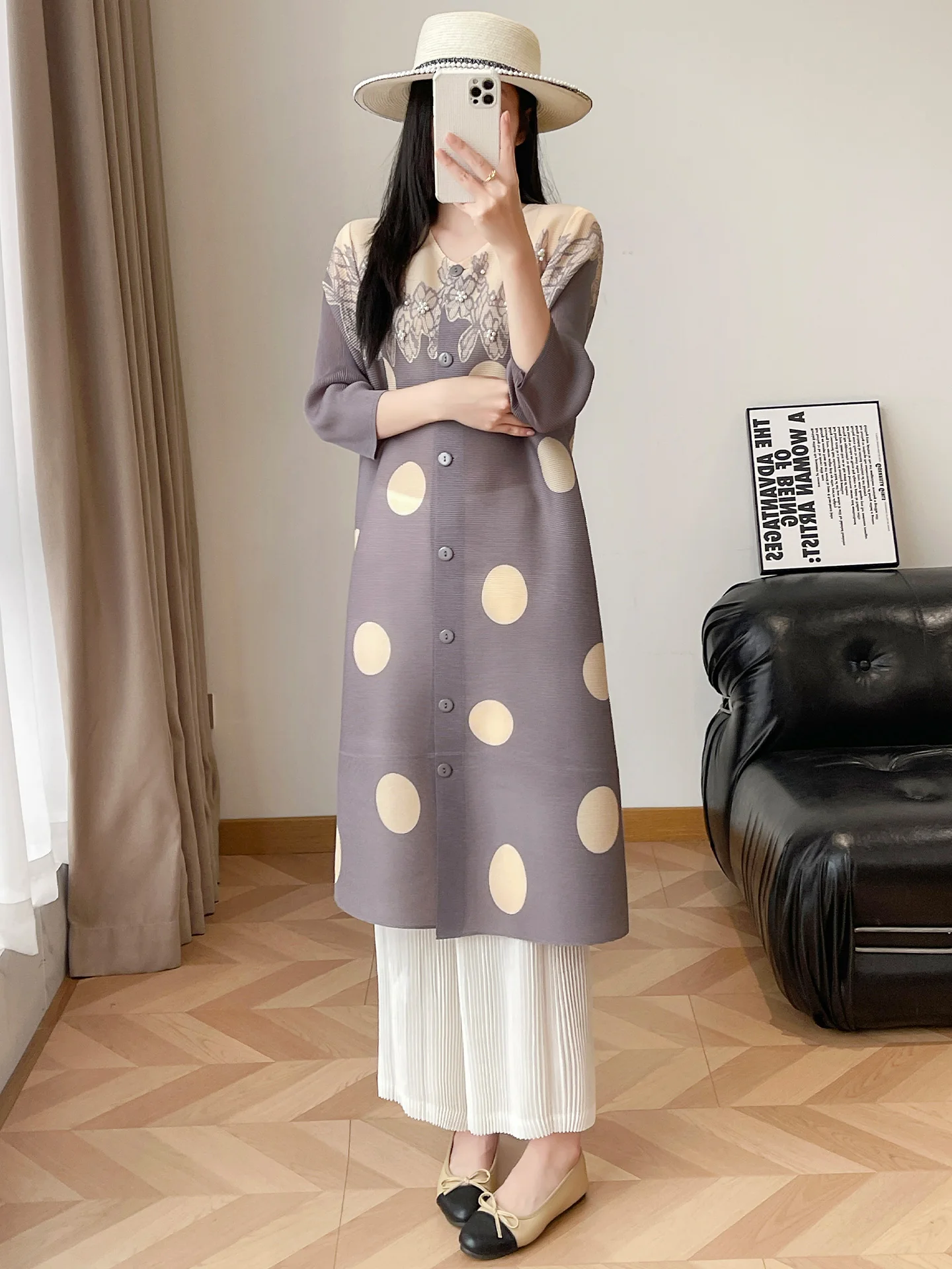 Chic Ladylike Polka Dot Dress Women's Midi Length Slimming plus Size Gown Pleated Design Casual Polyester High Elasticity Spr...
Chic Ladylike Polka Dot Dress Women's Midi Length Slimming plus Size Gown Pleated Design Casual Polyester High Elasticity Spr...