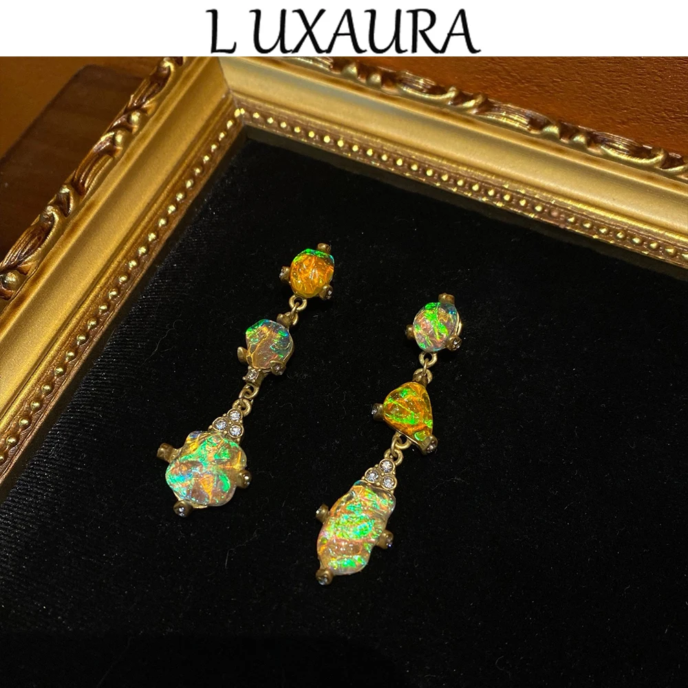 Vintage fashion classic copper plated 18K jewelry geometric style paired with Bohemian women's earrings earrings
Vintage fashion classic copper plated 18K jewelry geometric style paired with Bohemian women's earrings earrings