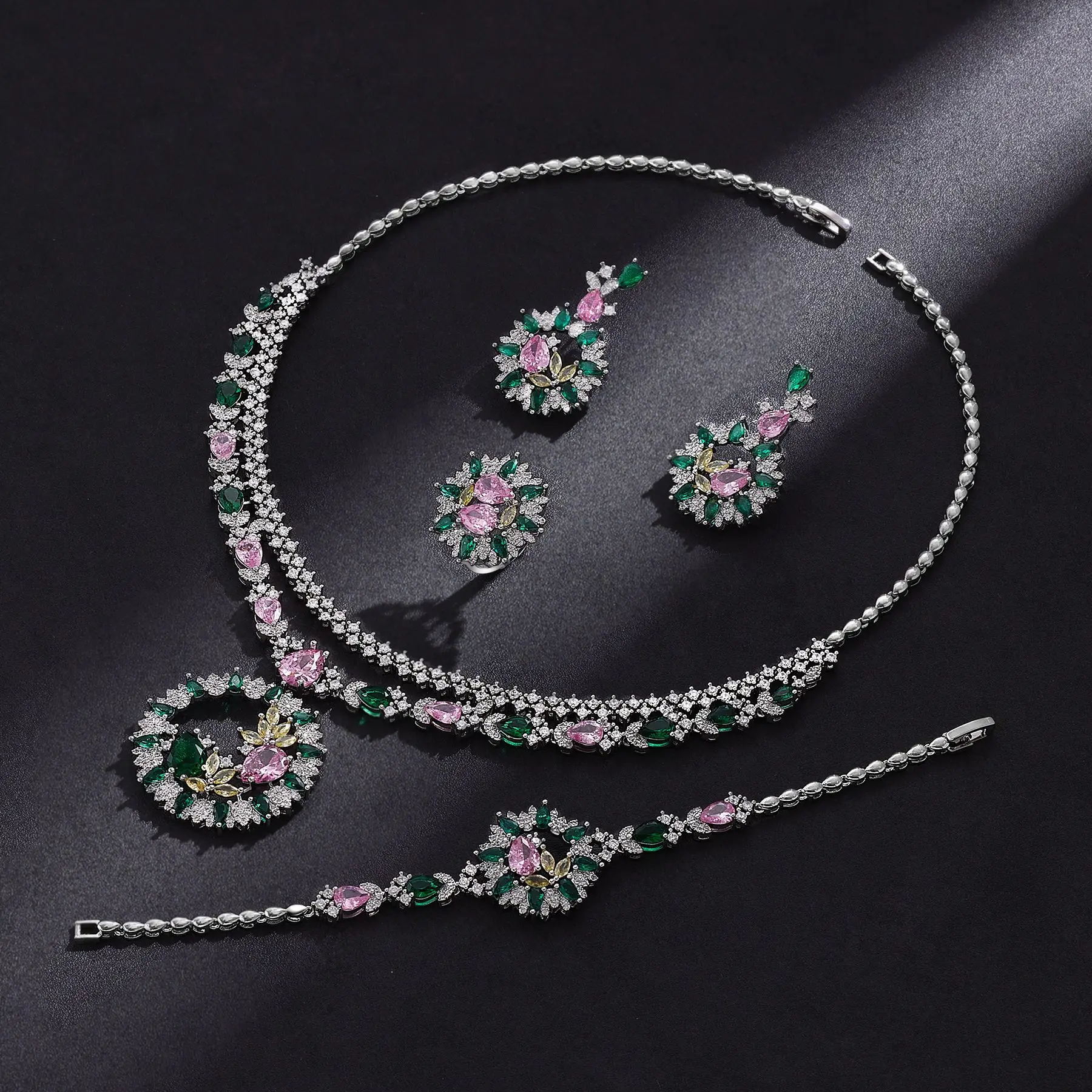 Colorful Zircon Green Pink Necklace, Earrings, Jewelry Set, Wedding Banquet, Party Dress And Accessories. Suit Dress Jewelry
Colorful Zircon Green Pink Necklace, Earrings, Jewelry Set, Wedding Banquet, Party Dress And Accessories. Suit Dress Jewelry