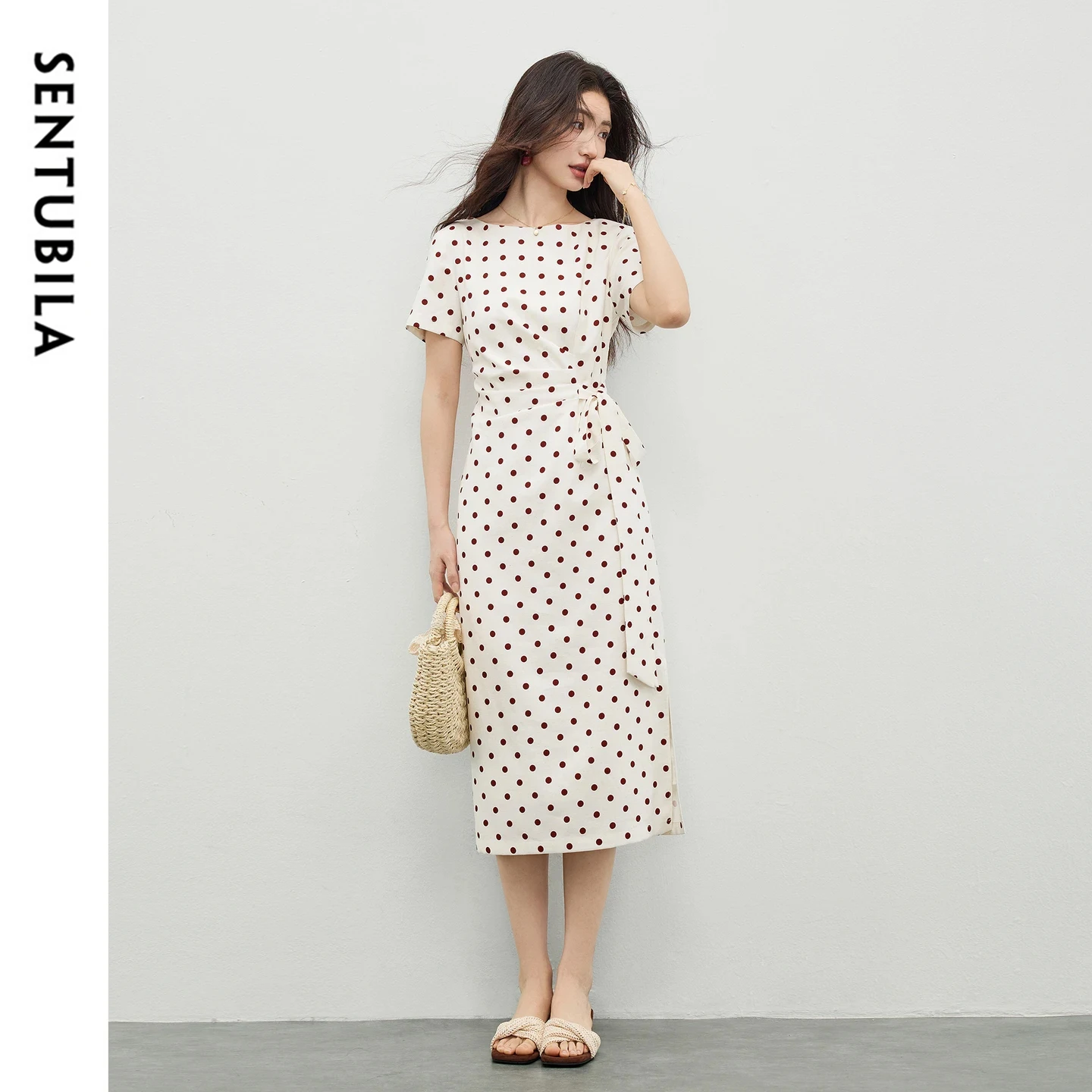 SENTUBILA French Polka Dot Dress Women 2026 Summer New Elegant Round Neck Tie Waist Slim Short Sleeve A-Line Dress 162LI6321
SENTUBILA French Polka Dot Dress Women 2026 Summer New Elegant Round Neck Tie Waist Slim Short Sleeve A-Line Dress 162LI6321