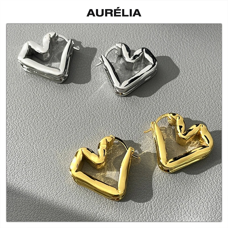 Europe Fashion Gold Silver Heart Earrings Woman Romantic Exquisite Gift Jewelry Trend
Europe Fashion Gold Silver Heart Earrings Woman Romantic Exquisite Gift Jewelry Trend