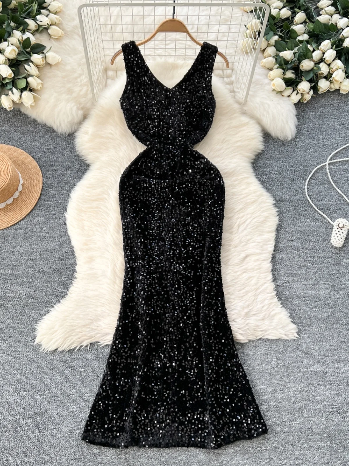 Elegant Velvet Mermaid Skirt Party Dress Women's Winter Evening Party High Waist A-Line Dress Korean Style Commute Dress
Elegant Velvet Mermaid Skirt Party Dress Women's Winter Evening Party High Waist A-Line Dress Korean Style Commute Dress