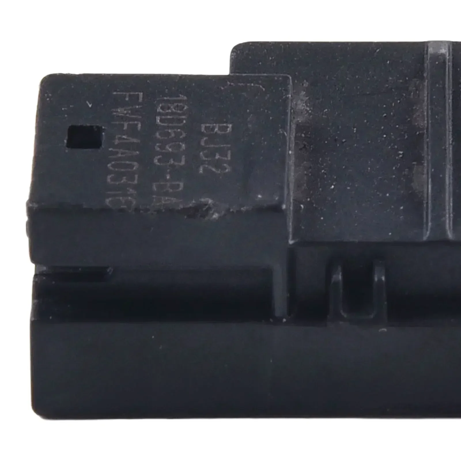 Climate Control Sensor For Land Rover For Range Rover For Discovery LR058011 Climate Control Sensor, ABS, Black, Easy Install
Climate Control Sensor For Land Rover For Range Rover For Discovery LR058011 Climate Control Sensor, ABS, Black, Easy Install