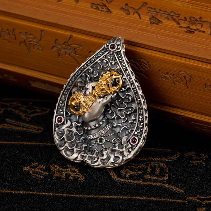 New retro Vintage Vajra Hand Pendant Necklace Ethnic Style Old Fashion Vajra Jewelry Sweater Chain Pendant
New retro Vintage Vajra Hand Pendant Necklace Ethnic Style Old Fashion Vajra Jewelry Sweater Chain Pendant