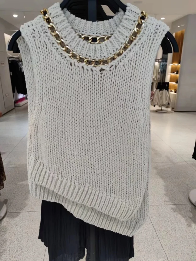 Весна 2024, женский высококачественный вязаный топ с металлической цепочкой и асимметричным подолом, корейский свободный крой Qianyang
Весна 2024, женский высококачественный вязаный топ с металлической цепочкой и асимметричным подолом, корейский свободный крой Qianyang