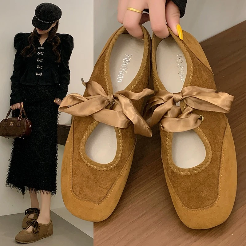 Flat Round Head Cross Lacing Shallow Waterproof Table Fashion All Lightweight Comfortable Non-slip Casual Women's Single Shoes
Flat Round Head Cross Lacing Shallow Waterproof Table Fashion All Lightweight Comfortable Non-slip Casual Women's Single Shoes