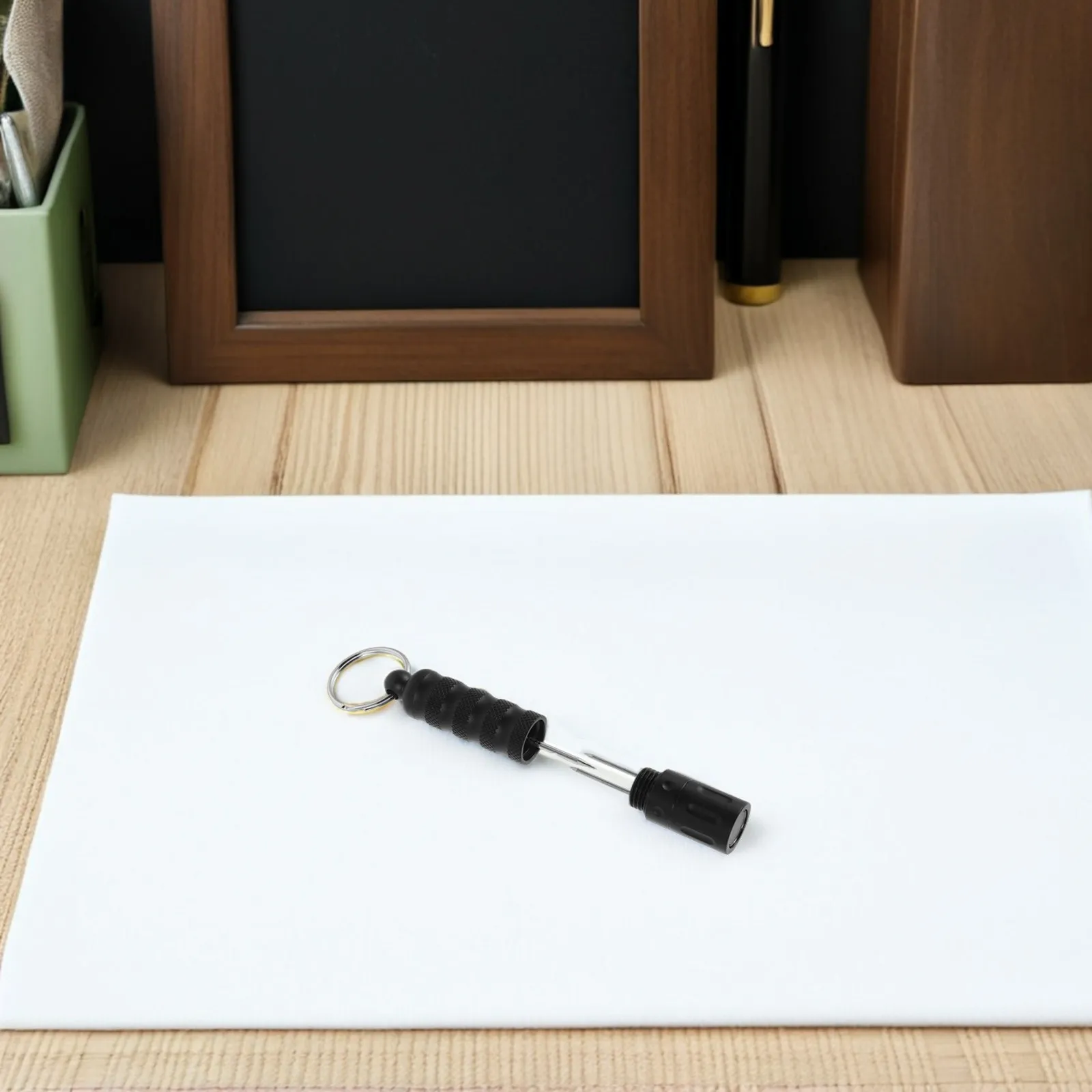 Металлический брелок-резак для сигар, инструмент для пробивания отверстий, пробойник для сигар
Металлический брелок-резак для сигар, инструмент для пробивания отверстий, пробойник для сигар