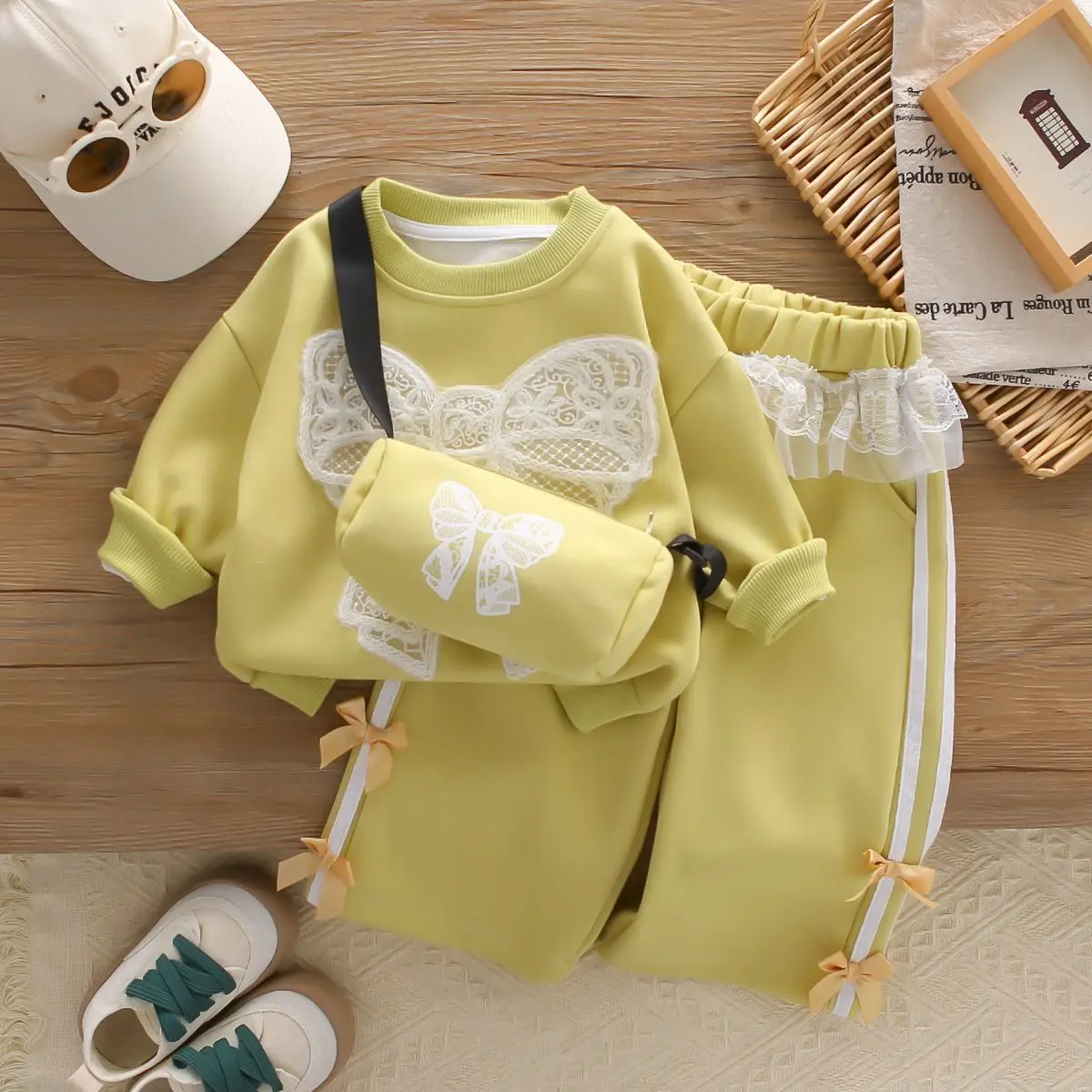 Girls Children's Outfit Set 1-5 Years New Two-piece Sport Suit with Coat And Pants Kids Clothing Set
Girls Children's Outfit Set 1-5 Years New Two-piece Sport Suit with Coat And Pants Kids Clothing Set