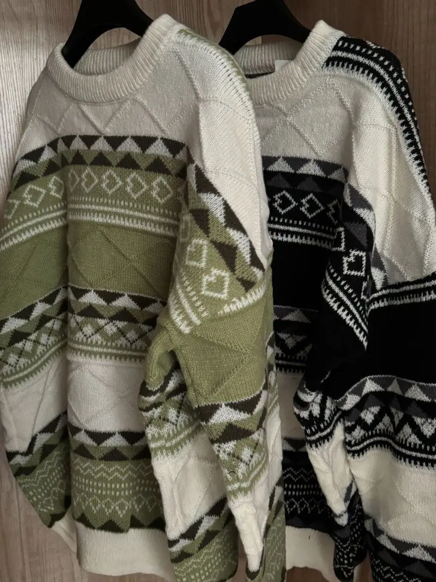 Мужской свитер больших размеров с круглым вырезом, осенне-зимний, в полоску, с цветовыми блоками, свободного кроя, повседневный, дышащий, с длинными рукавами
Мужской свитер больших размеров с круглым вырезом, осенне-зимний, в полоску, с цветовыми блоками, свободного кроя, повседневный, дышащий, с длинными рукавами