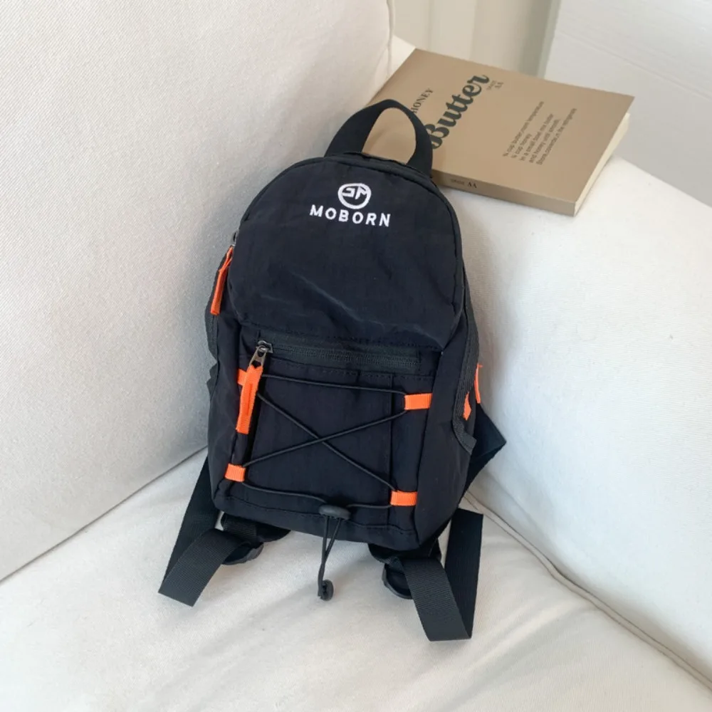 Korean Style Outdoor Drawstring Backpack Solid Color Sports Travel Nylon Backpack Large Capacity Waterproof Hiking Shoulder Bag
Korean Style Outdoor Drawstring Backpack Solid Color Sports Travel Nylon Backpack Large Capacity Waterproof Hiking Shoulder Bag