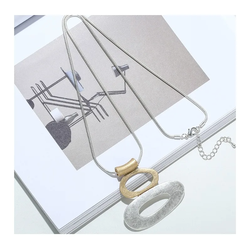 Foreign Trade Jewelry Geometric Oval Pendant Long Necklace Women's Metal Sweater Chain Style
Foreign Trade Jewelry Geometric Oval Pendant Long Necklace Women's Metal Sweater Chain Style