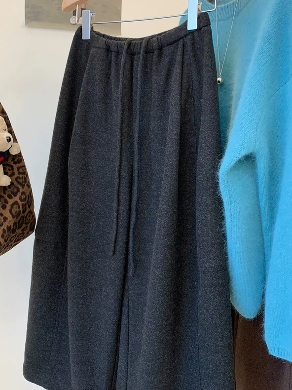 High Waist Thiened Woolen Wide Leg Pants Dstring Loose Warm plus Size Ladies Trousers Casual Sle Winter Faion
High Waist Thiened Woolen Wide Leg Pants Dstring Loose Warm plus Size Ladies Trousers Casual Sle Winter Faion