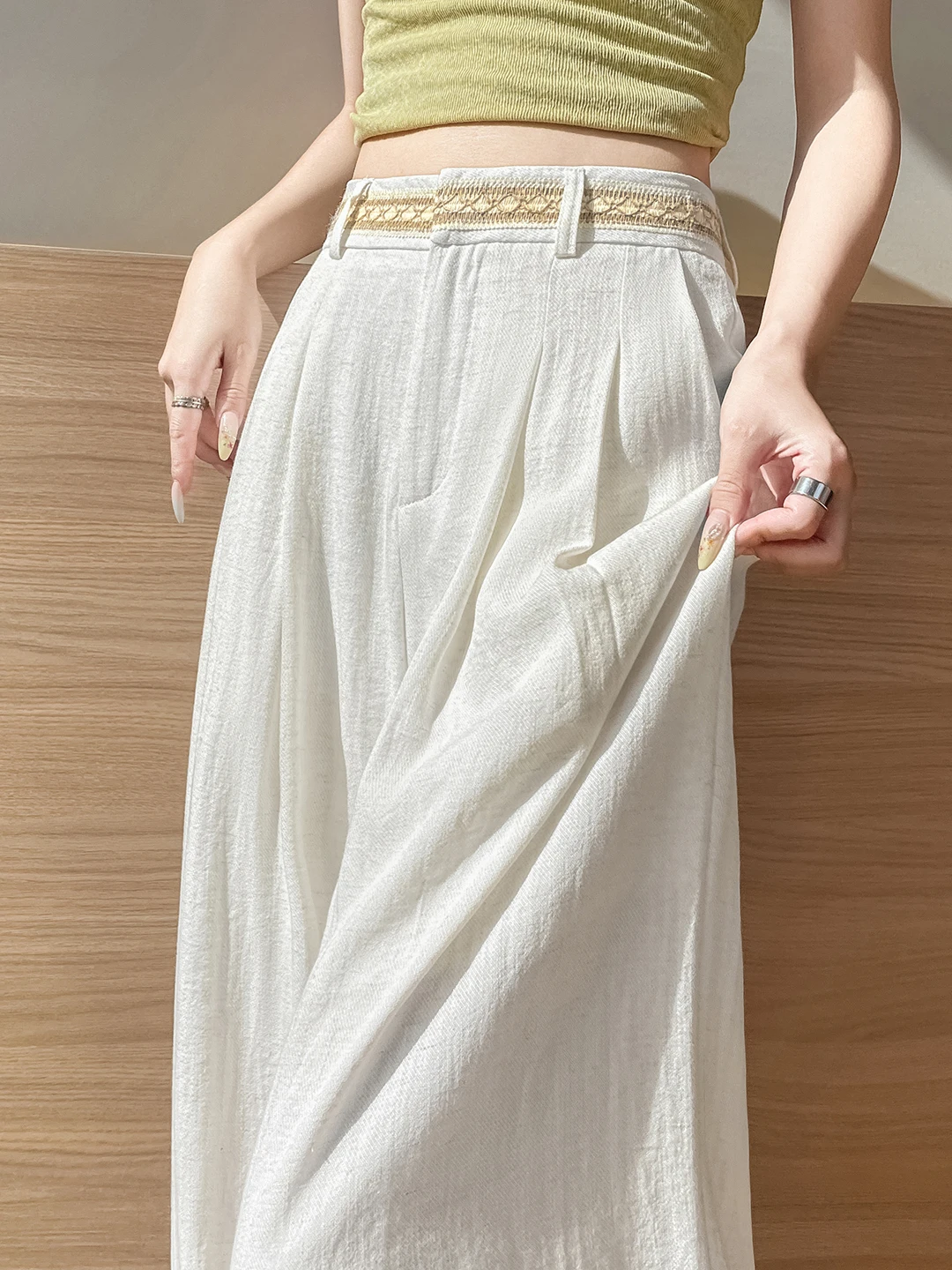 Ice Silk Cotton Linen Wide Leg Pants Women Summer Thin Design Sensation Ethnic Style High Waist White Pants Draping Cotton Li...
Ice Silk Cotton Linen Wide Leg Pants Women Summer Thin Design Sensation Ethnic Style High Waist White Pants Draping Cotton Li...