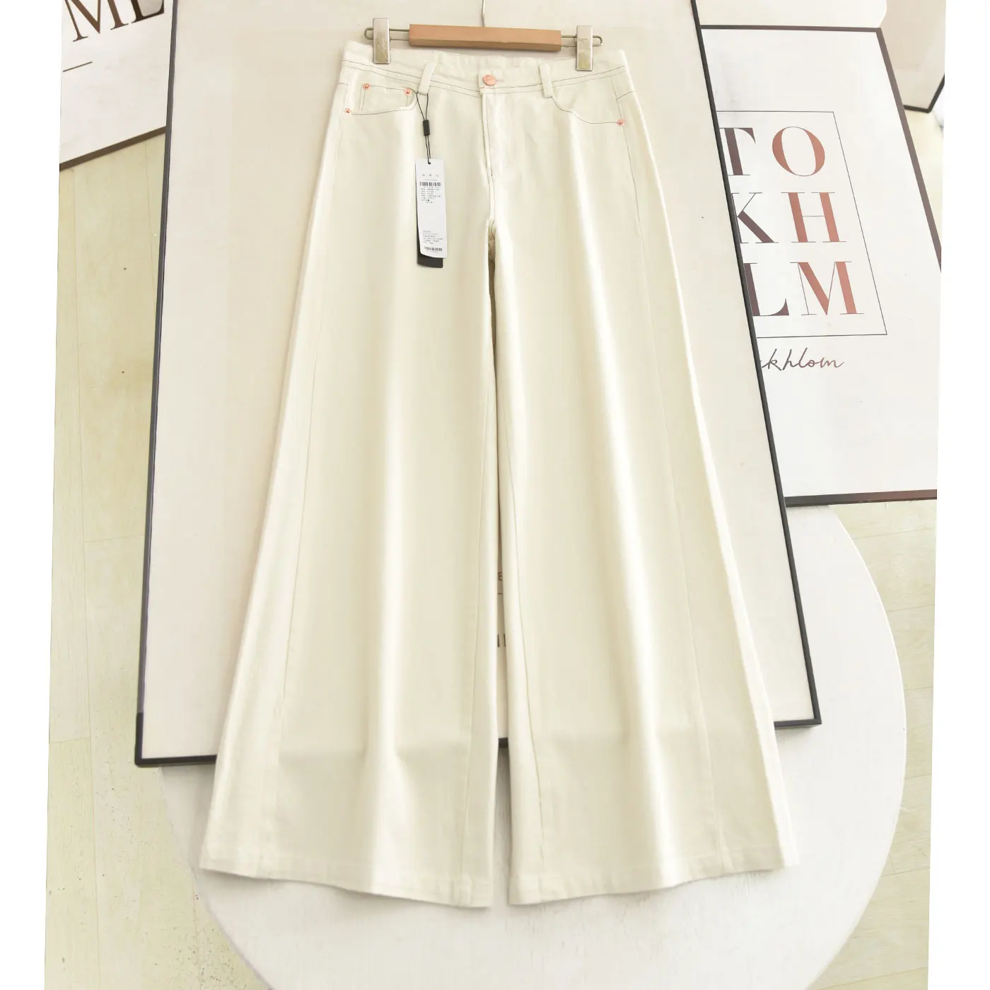 High Waist Elastic Wide Leg Denim Jeans Women's Spring Summer New Style Slimming Versatile Khaki Long Pants Ladies Loose Fit
High Waist Elastic Wide Leg Denim Jeans Women's Spring Summer New Style Slimming Versatile Khaki Long Pants Ladies Loose Fit