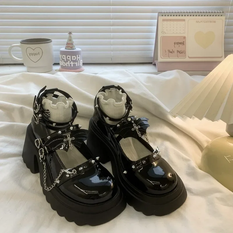 New Butterfly-knot Women's High Heels 2025 Fashion Ladies Shoes Buckle Strap The Chain Dress Metal Decoration Platform Heels
New Butterfly-knot Women's High Heels 2025 Fashion Ladies Shoes Buckle Strap The Chain Dress Metal Decoration Platform Heels