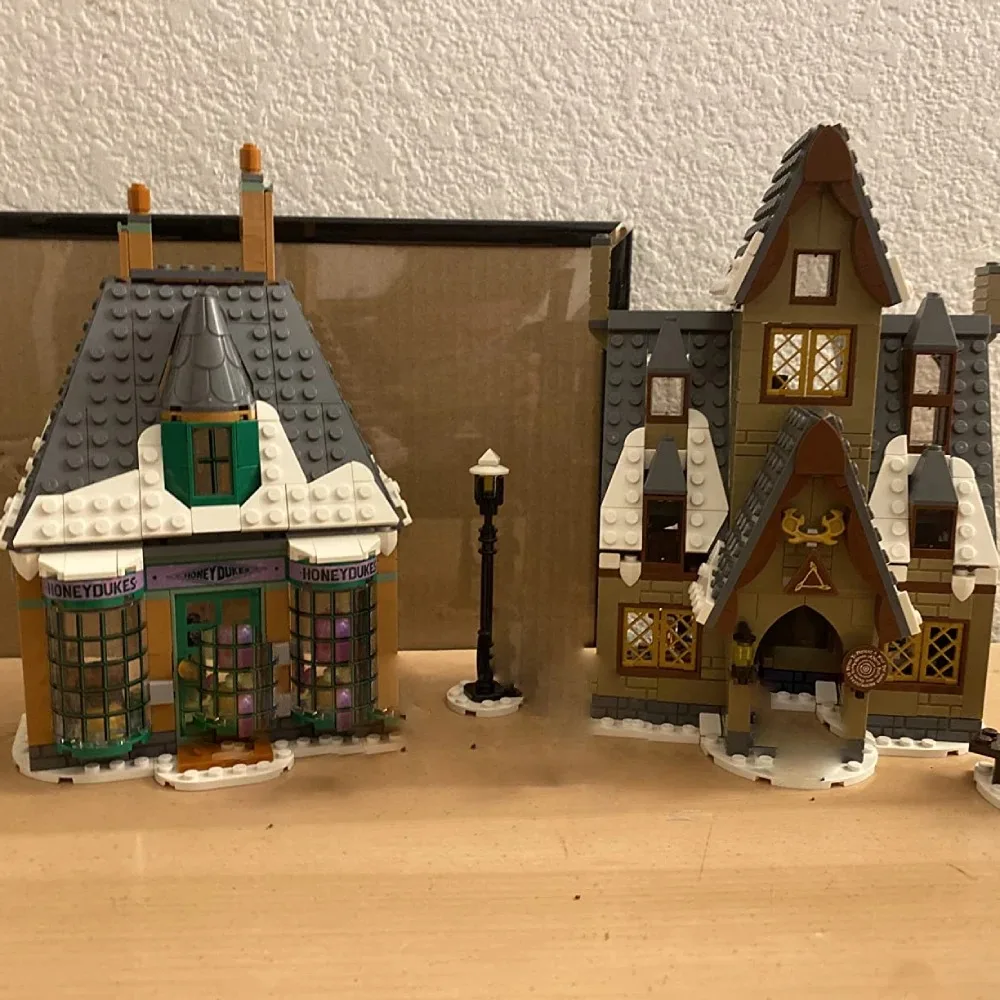 76388 Hogsmeade Village Visit Building Block Model 20th Anniversary Set Building Blocks Christmas Gifts for Kids Christmas Gifts
76388 Hogsmeade Village Visit Building Block Model 20th Anniversary Set Building Blocks Christmas Gifts for Kids Christmas Gifts