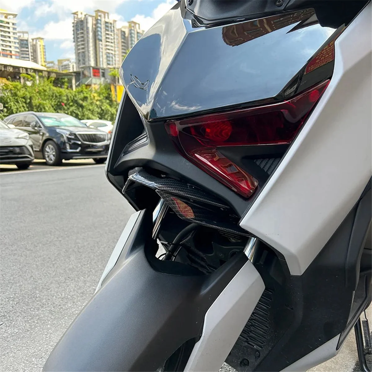 Motorcycle Front Fairing Aerodynamic Winglet Lower Cover Guard Kit for Yamaha XMAX300 2023-2025, Carbon Fiber -T45C
Motorcycle Front Fairing Aerodynamic Winglet Lower Cover Guard Kit for Yamaha XMAX300 2023-2025, Carbon Fiber -T45C