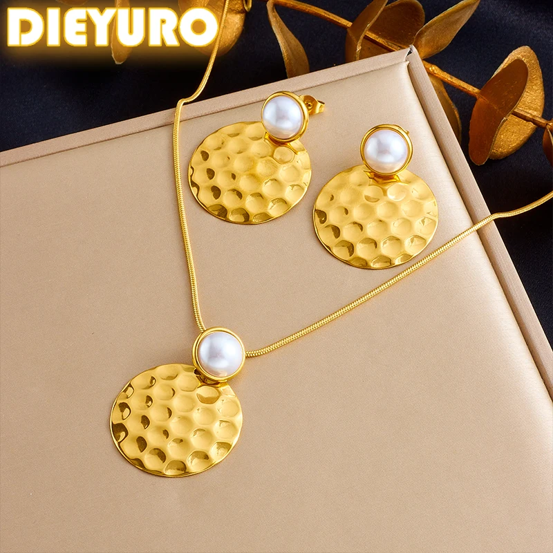 DIEYURO 316L Stainless Circular Inlaid Pearl Honeycomb Round Pendant Necklace Earrings Suit New Trend Non-fading Jewelry Set
DIEYURO 316L Stainless Circular Inlaid Pearl Honeycomb Round Pendant Necklace Earrings Suit New Trend Non-fading Jewelry Set