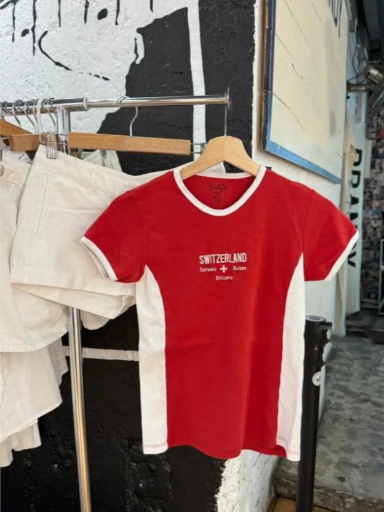 Vintage Red Patchwork T-shirts Women Summer New Cotton Letter Embroidery Short Sleeve Tees Sports Sweet Preppy Style Top Tshirt
Vintage Red Patchwork T-shirts Women Summer New Cotton Letter Embroidery Short Sleeve Tees Sports Sweet Preppy Style Top Tshirt