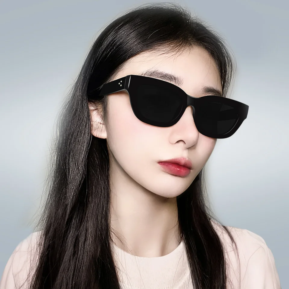 Fashion Personalized Cat Eye Sunglasses for Men and Women's Casual Holiday Travel Street Photography Decorative Sunglasses UV400
Fashion Personalized Cat Eye Sunglasses for Men and Women's Casual Holiday Travel Street Photography Decorative Sunglasses UV400
