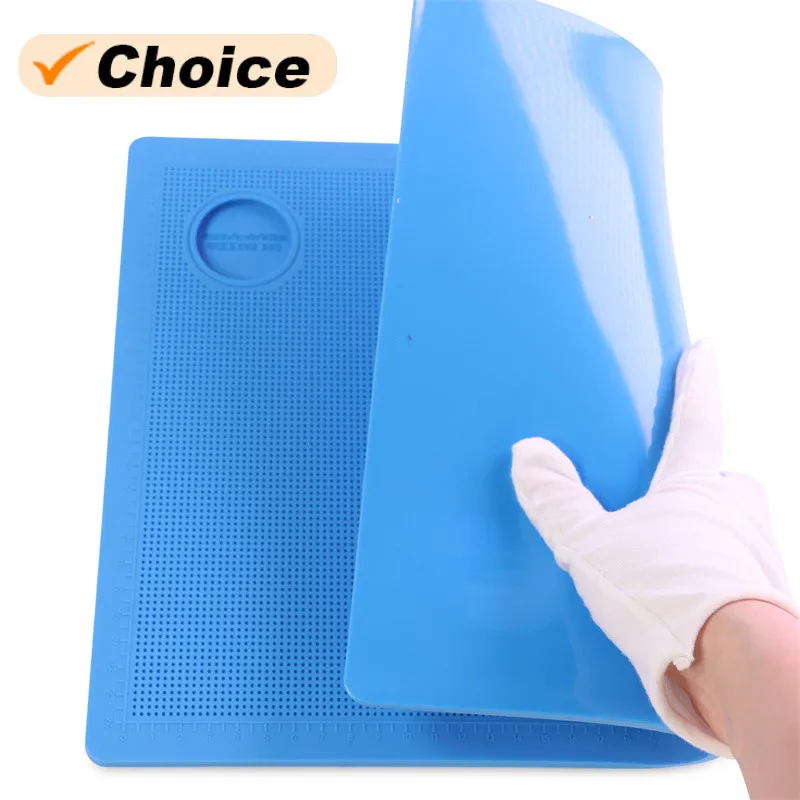 TE-739 Mobile Phone Screen Film Auxiliary Fixing Tool Mat Anti Slip Silicone Pad For Flat Tempered Water Coagulation Film
TE-739 Mobile Phone Screen Film Auxiliary Fixing Tool Mat Anti Slip Silicone Pad For Flat Tempered Water Coagulation Film