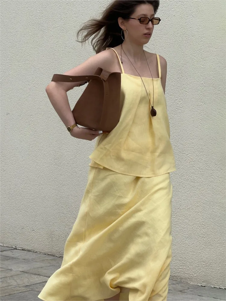 Woman 2 Piece Set Outfit 2026 New Summer Suspender Fishtail Skirt Solid Color Backless Sleeveless Slim Temperament Off Shoulder
Woman 2 Piece Set Outfit 2026 New Summer Suspender Fishtail Skirt Solid Color Backless Sleeveless Slim Temperament Off Shoulder