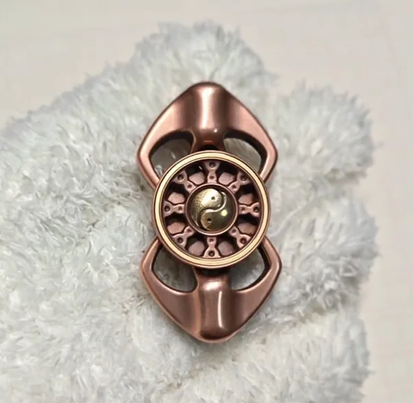 Used EDC chimago EDC diamond pestle purple copper fidget decompression toy
Used EDC chimago EDC diamond pestle purple copper fidget decompression toy