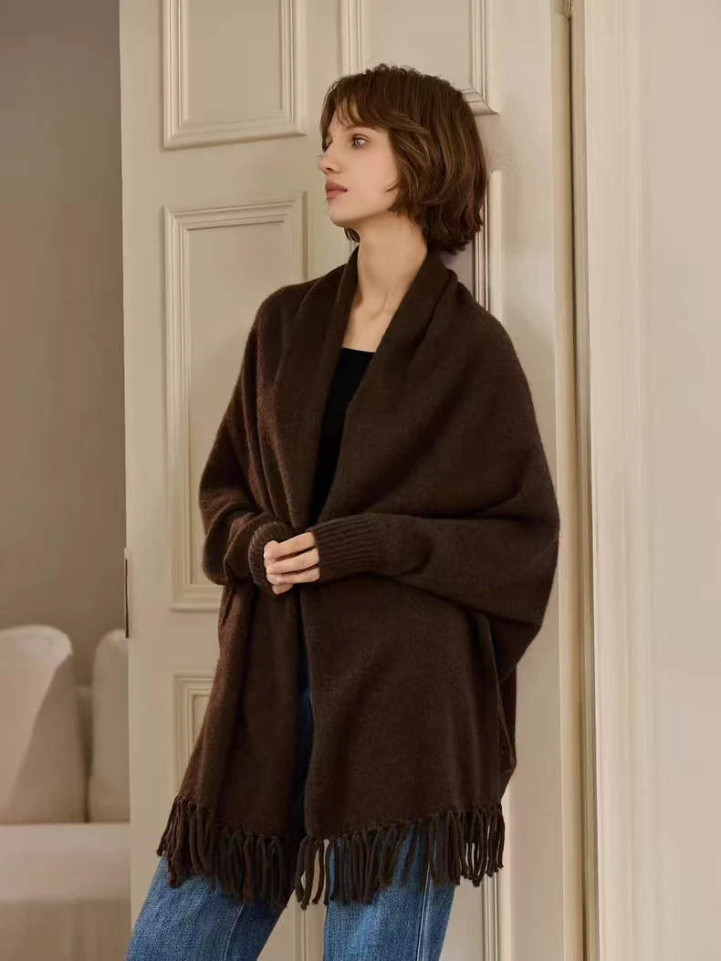 Merino 100% Wool Women's Shawl Casual Fashion Knitted Cashmere Holy Coat Style Shawl
Merino 100% Wool Women's Shawl Casual Fashion Knitted Cashmere Holy Coat Style Shawl