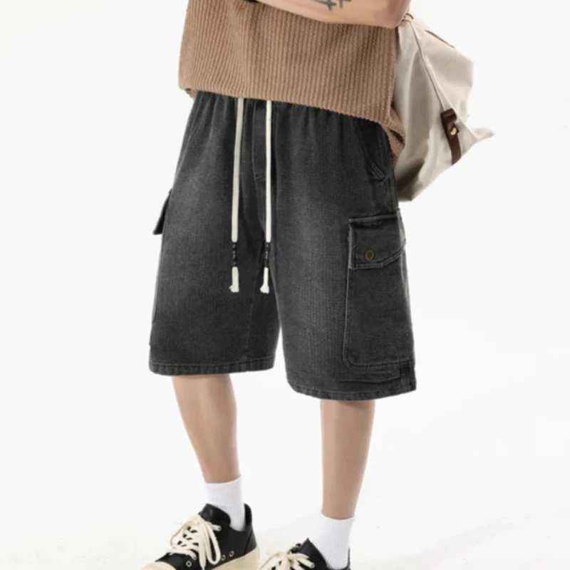 Retro Denim Shorts for Men Summer Loose Straight Leg Multi-pocket Short Jeans Pants 8XL Elastic Waist Drawstring Jean Shorts Man
Retro Denim Shorts for Men Summer Loose Straight Leg Multi-pocket Short Jeans Pants 8XL Elastic Waist Drawstring Jean Shorts Man