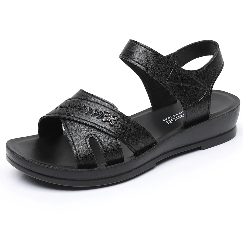 New 2025 Women's Flat Bottom Comfortable Soft Sole Sandals for Outdoor Wear Anti-Slip Maternity Shoes Suitable for Middle-Aged A
New 2025 Women's Flat Bottom Comfortable Soft Sole Sandals for Outdoor Wear Anti-Slip Maternity Shoes Suitable for Middle-Aged A