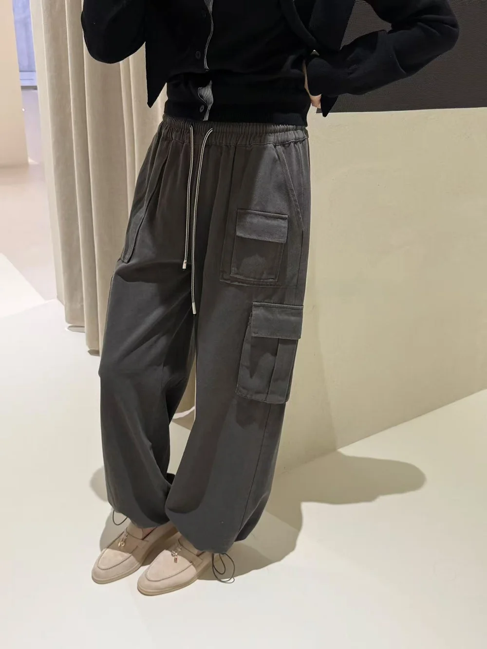 Casual Drawstring Elastic Waist Work Pants Women Loose Versatile Trousers Long Pants High Waist Pocket Other Material
Casual Drawstring Elastic Waist Work Pants Women Loose Versatile Trousers Long Pants High Waist Pocket Other Material