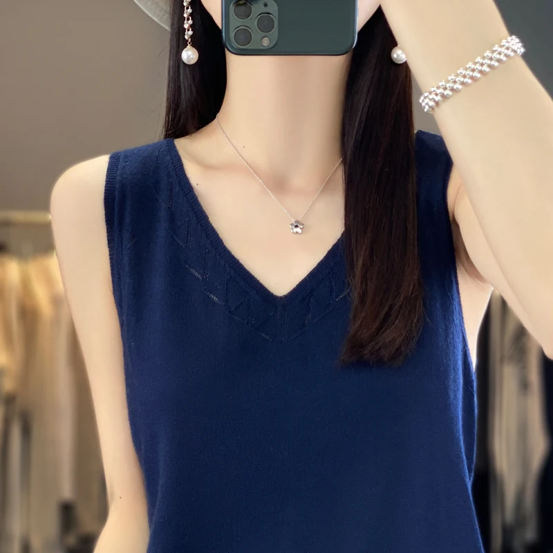 First-line garment wool worsted vest women's top sling hollow light and comfortable summer thin women's pullover vest2023
First-line garment wool worsted vest women's top sling hollow light and comfortable summer thin women's pullover vest2023