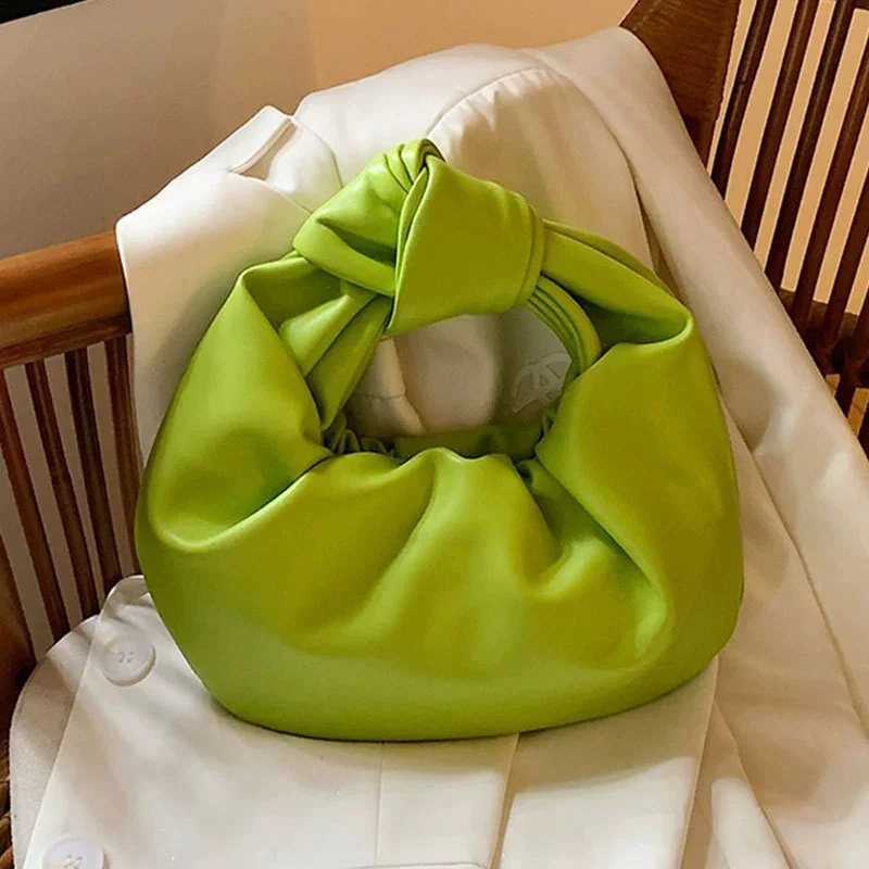Fashion Design Knot Handle Bags for Women Sweet Pleated Versatile Cloud Bags Summer Fashion Stylish PU Solid Color Handbags
Fashion Design Knot Handle Bags for Women Sweet Pleated Versatile Cloud Bags Summer Fashion Stylish PU Solid Color Handbags