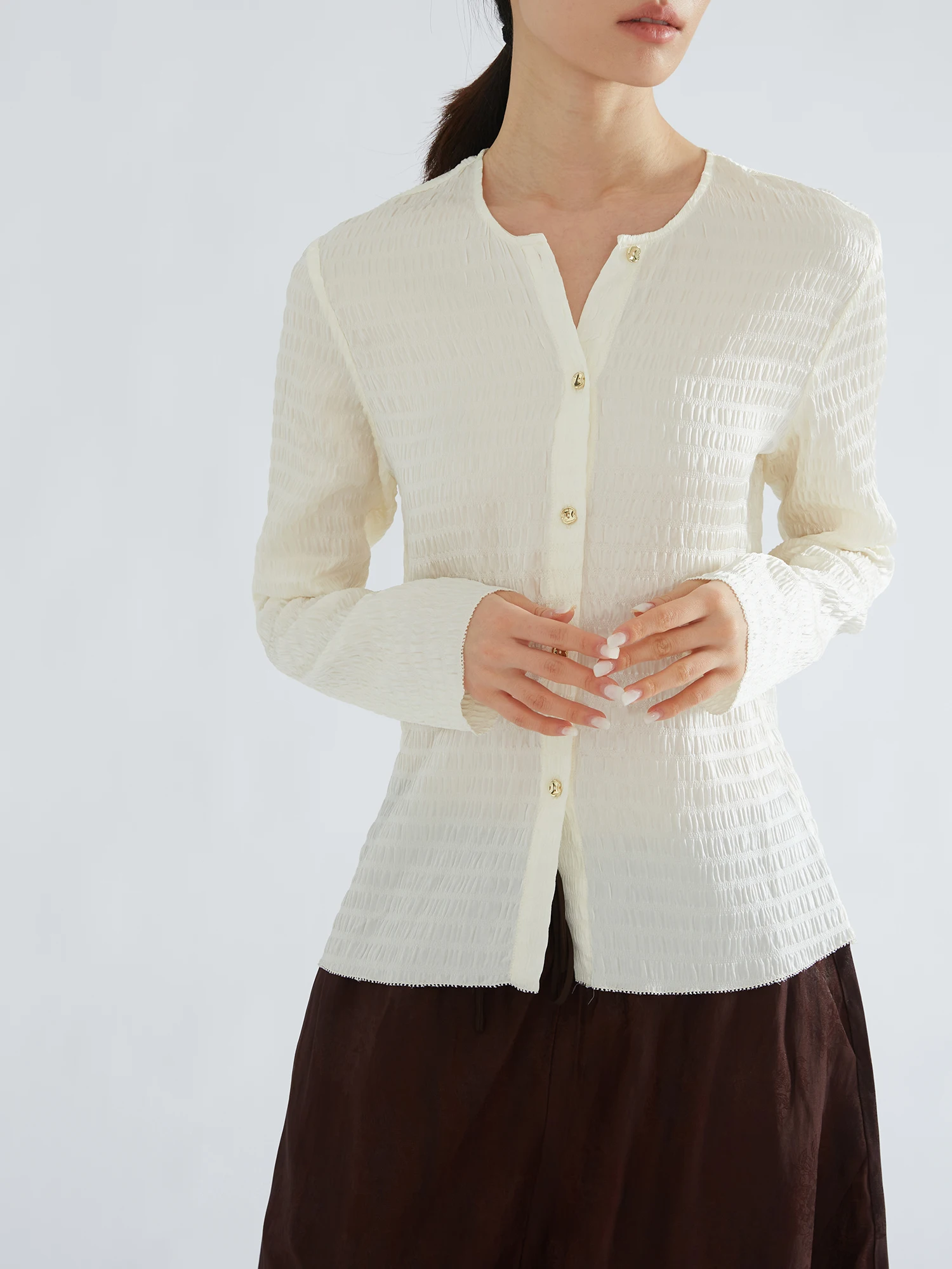 Spring Mulberry Silk French Women's Fashion Blouses Bubble Wrinkled Round Neck Shirt Thin Long Sleeve Cardigan Top
Spring Mulberry Silk French Women's Fashion Blouses Bubble Wrinkled Round Neck Shirt Thin Long Sleeve Cardigan Top