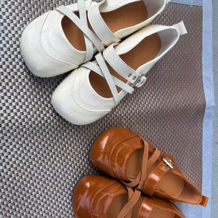 Women's Flats 2026 Spring Mary Jane Ballet Shallow Leather Shoes To Wear with Skirts
Women's Flats 2026 Spring Mary Jane Ballet Shallow Leather Shoes To Wear with Skirts
