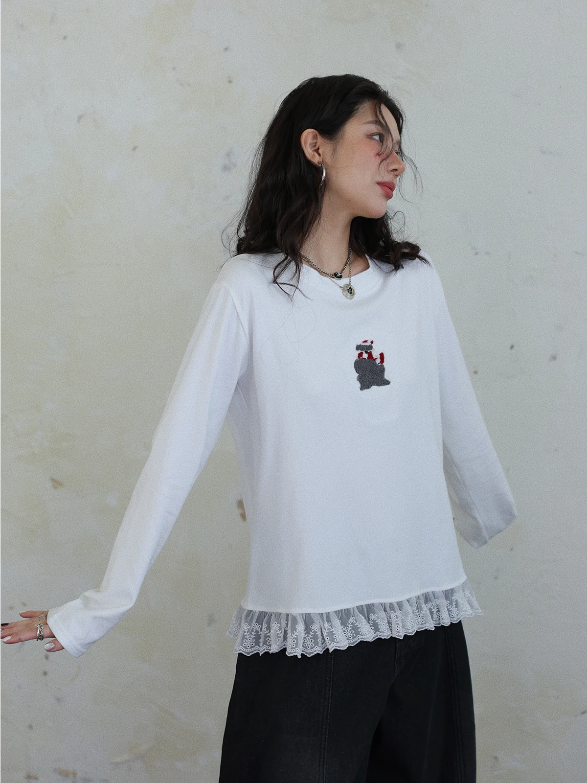 Женская базовая футболка DR Retro с кружевными вставками, осенне-зимняя, повседневная, прямого кроя, с длинным рукавом
Женская базовая футболка DR Retro с кружевными вставками, осенне-зимняя, повседневная, прямого кроя, с длинным рукавом