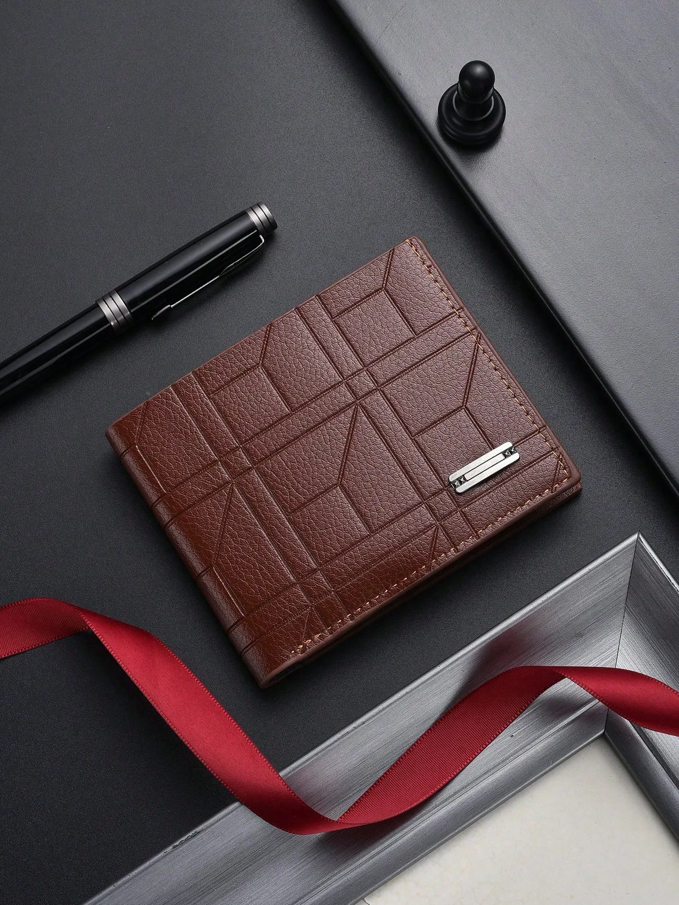 SHABILI Korean Fashion Men's Short Wallet Classic Bestseller Horizontal Large Capacity Multi-Card Slots Business Wallet For Men Wallet Mini Wallet Purse Wallet Small Wallet Men Wallet Leather Card Wallet Coin Wallet
SHABILI Korean Fashion Men's Short Wallet Classic Bestseller Horizontal Large Capacity Multi-Card Slots Business Wallet For Men Wallet Mini Wallet Purse Wallet Small Wallet Men Wallet Leather Card Wallet Coin Wallet