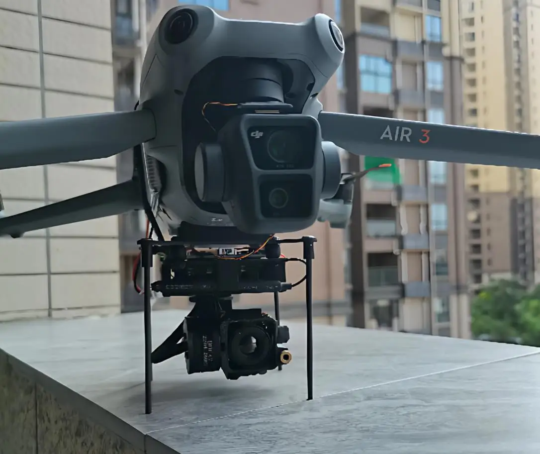 FPV Drone Thermal Imaging Camera 256/384/640 Resolution 4mm/9.1mm/9.7mm Lens CVBS Output Interface Night Vision Camera Module
FPV Drone Thermal Imaging Camera 256/384/640 Resolution 4mm/9.1mm/9.7mm Lens CVBS Output Interface Night Vision Camera Module