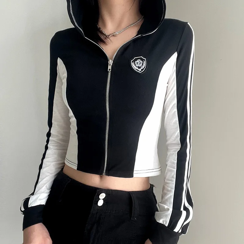 Vintage Casual T-Shirts Y2K Streetwaer Contrast Patchwork Hoodies Zipper Top Women Punk Style Cool Cropped Coat Autumn Chic Tees
Vintage Casual T-Shirts Y2K Streetwaer Contrast Patchwork Hoodies Zipper Top Women Punk Style Cool Cropped Coat Autumn Chic Tees