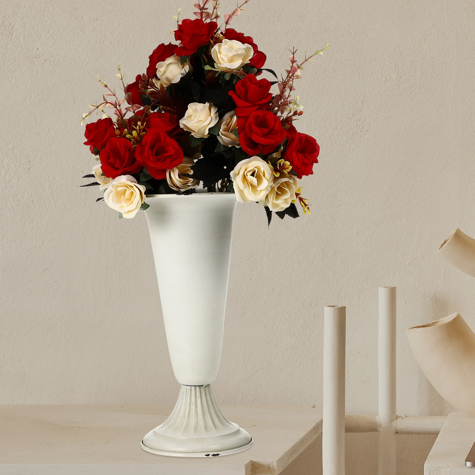 Iron Vase White Retro Distressed Chic Flowerpot Decor Stable Base Desktop Plant Arrangement Container Artistic Home Ornament
Iron Vase White Retro Distressed Chic Flowerpot Decor Stable Base Desktop Plant Arrangement Container Artistic Home Ornament