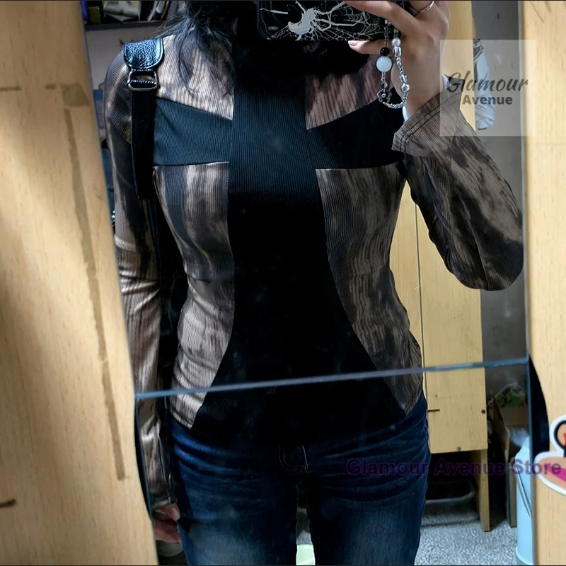 American retro cross long-sleeved female spring new slim spice Millennium y2k subculture punk color matching street wind top
American retro cross long-sleeved female spring new slim spice Millennium y2k subculture punk color matching street wind top